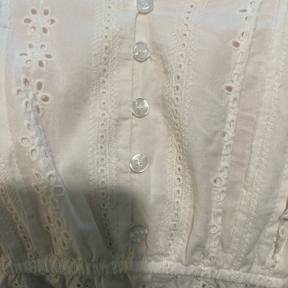 Simplee white eyelet blouse.. - Picture 2 of 3